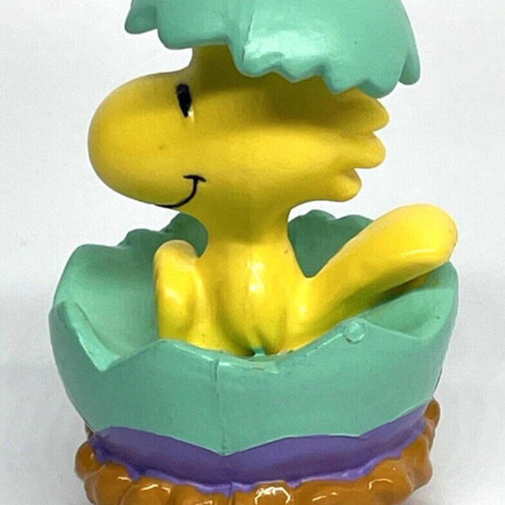 PEANUTS Woodstock Easter Egg 2.5" Toy‎ Figure Vintage